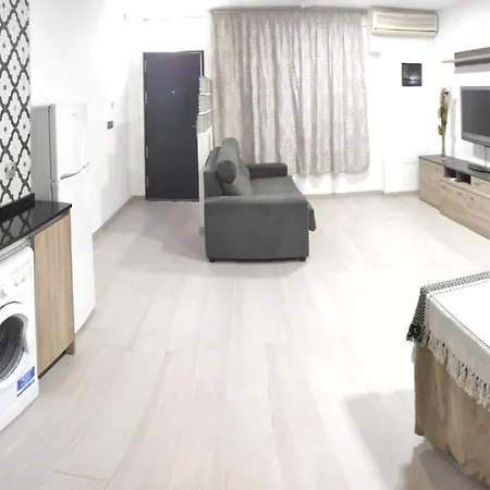 Precioso Loft En Cordoba, Cerca Del Puente Romano Apartment *